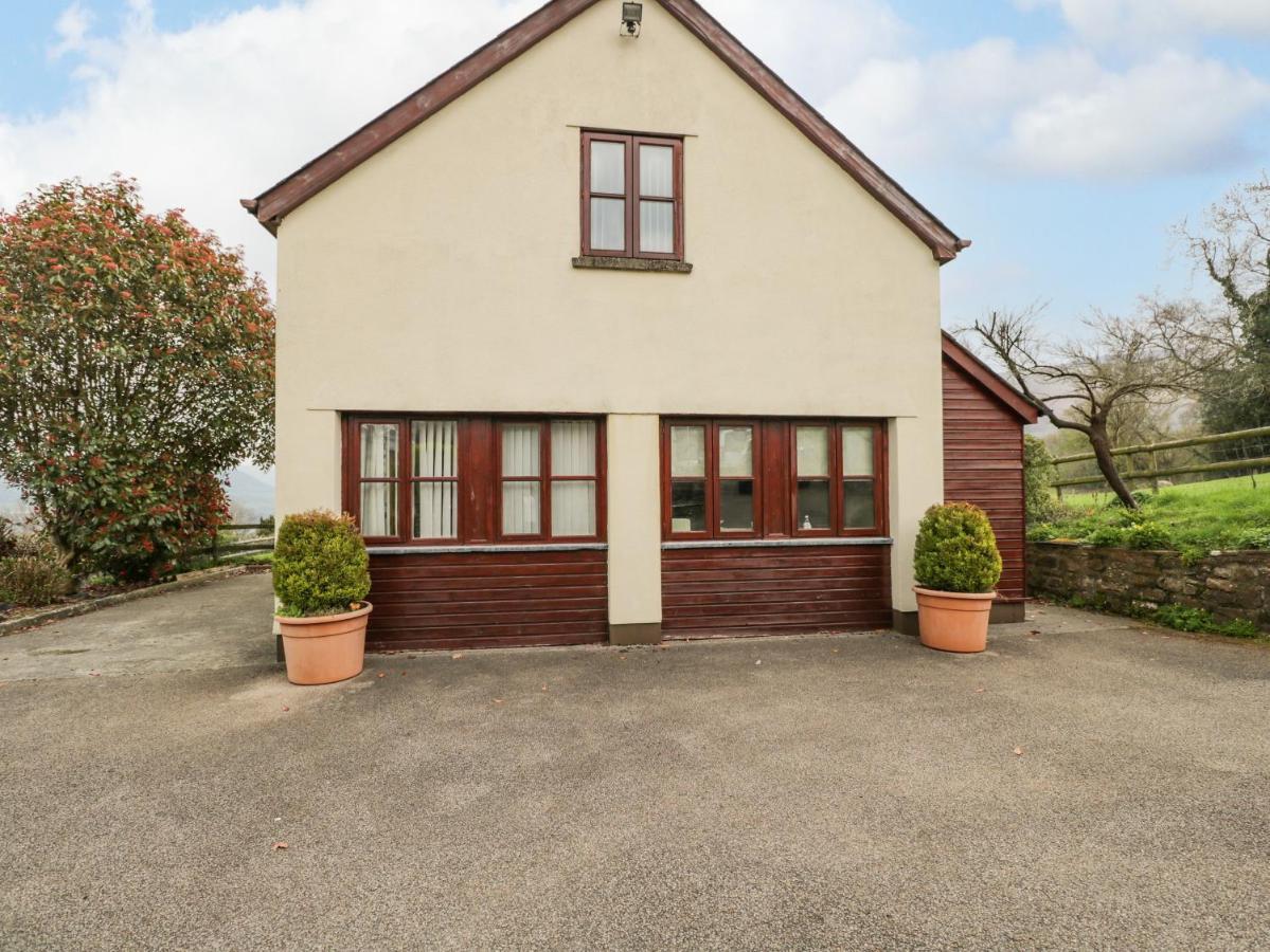 Penrose Cottage Gilwern Экстерьер фото