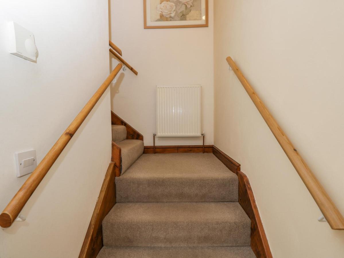 Penrose Cottage Gilwern Экстерьер фото